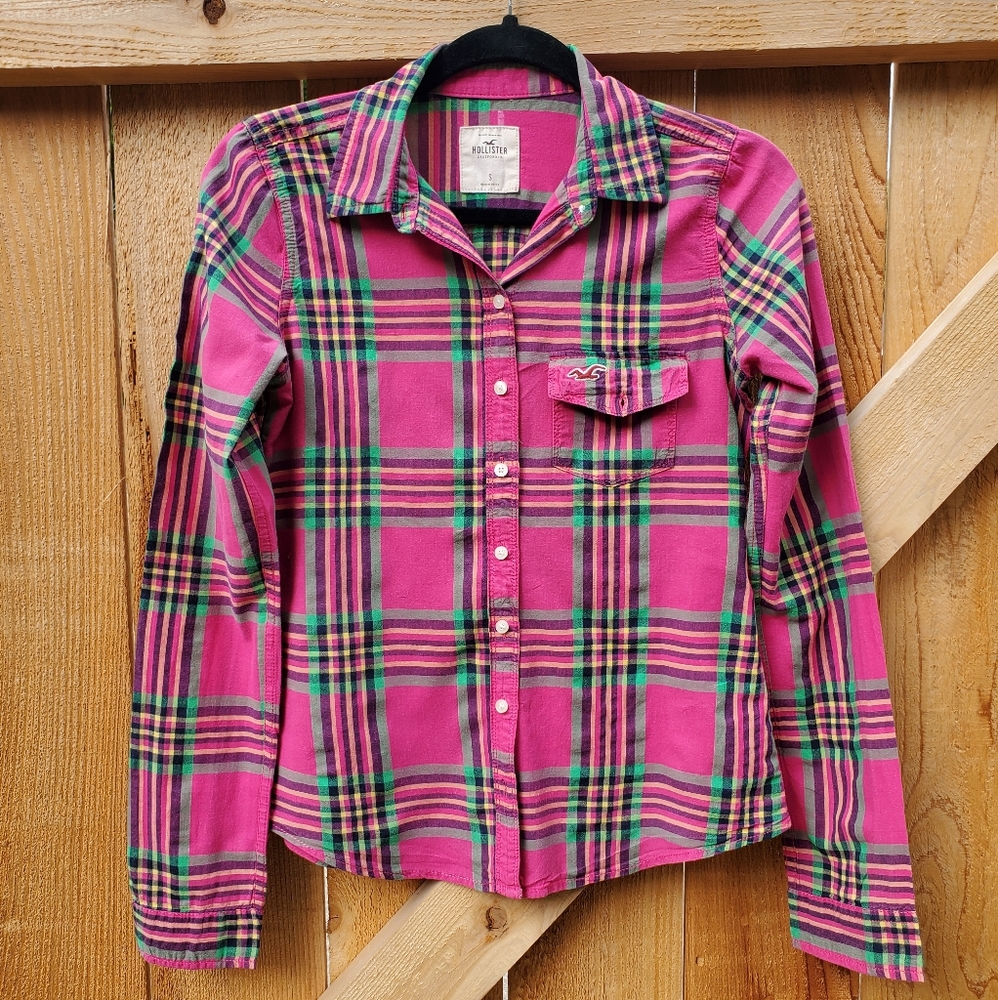 Hollister pink plaid shirt Size Small